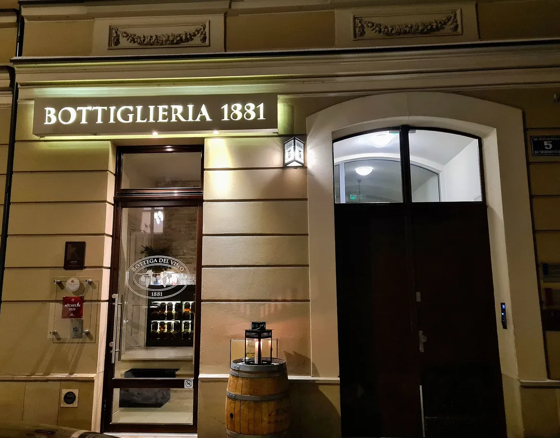 Bottiglieria 1881