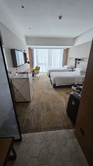 Holiday Inn Guangzhou South Lake