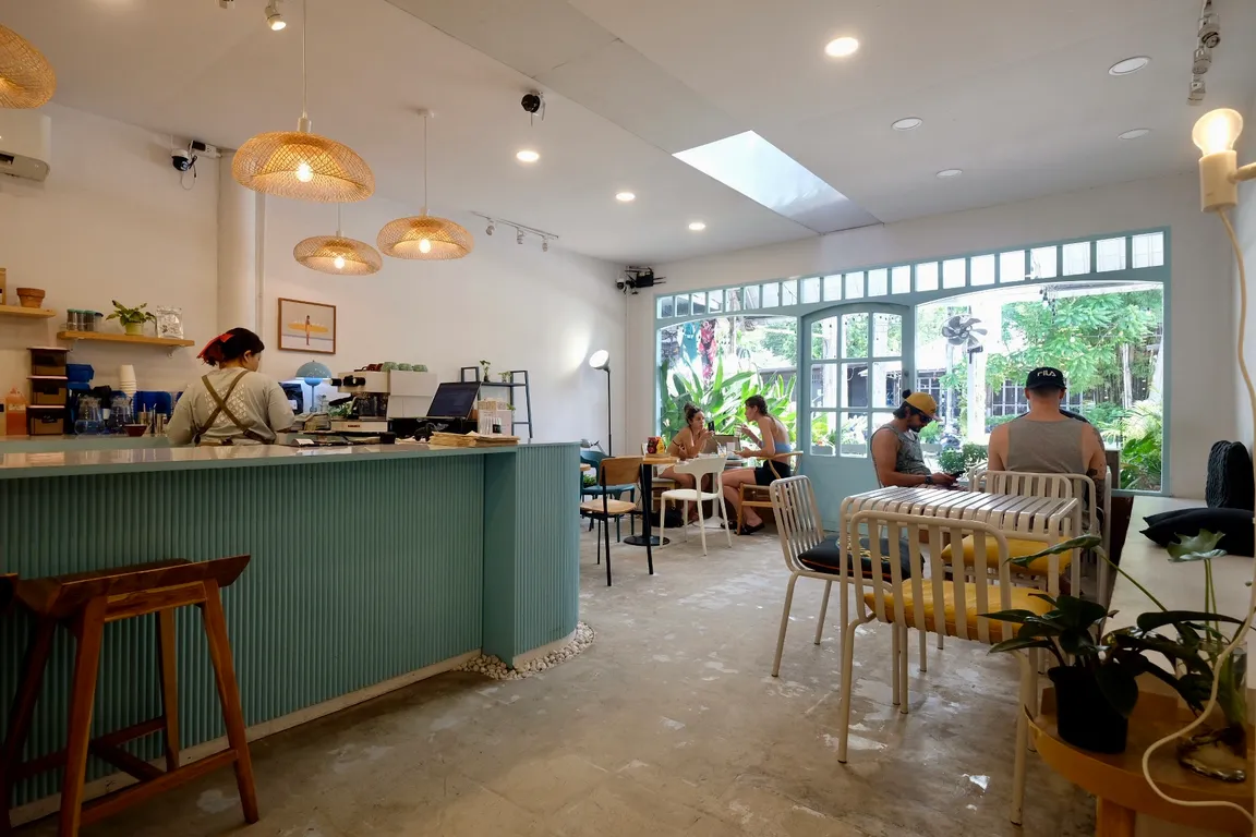Blue Shark Brunch Cafe Koh Tao