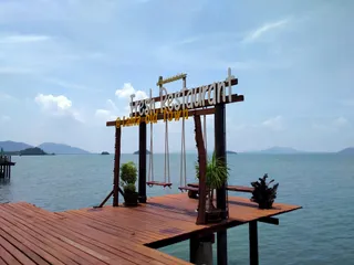 Fresh Restaurant (Sriraya Lanta)