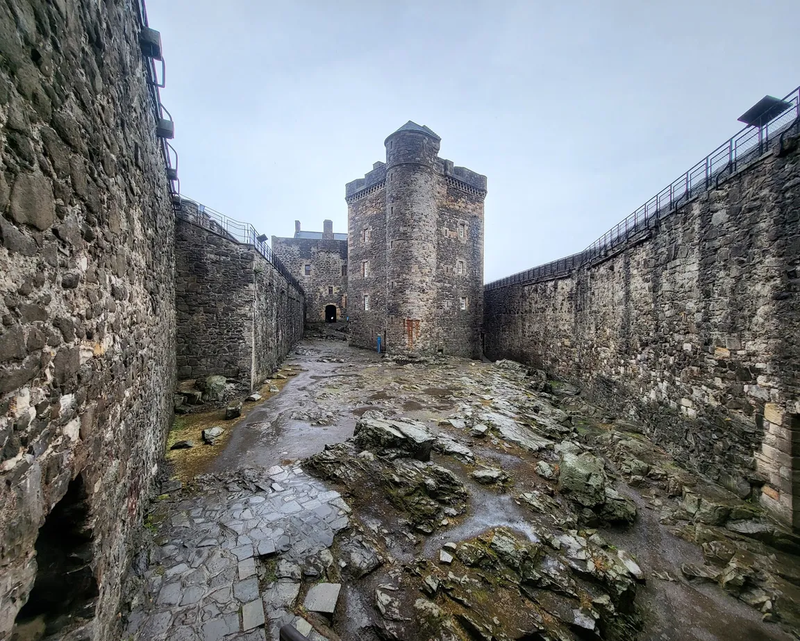 Blackness Castle