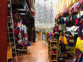 Mercado de Dulces y Artesanías Ámbar