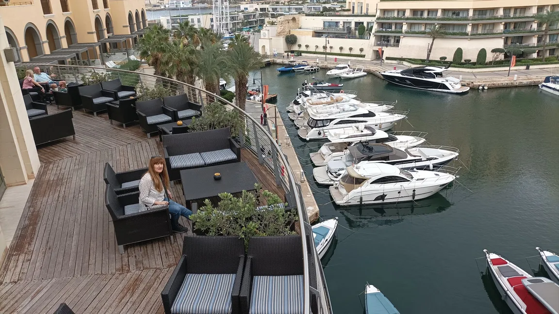 MAIN STAIRS Portomaso Marina