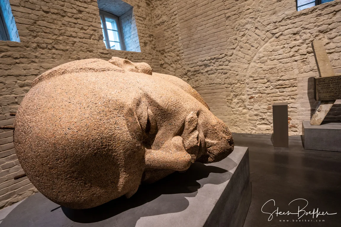 Unveiled, Berlin and its monuments