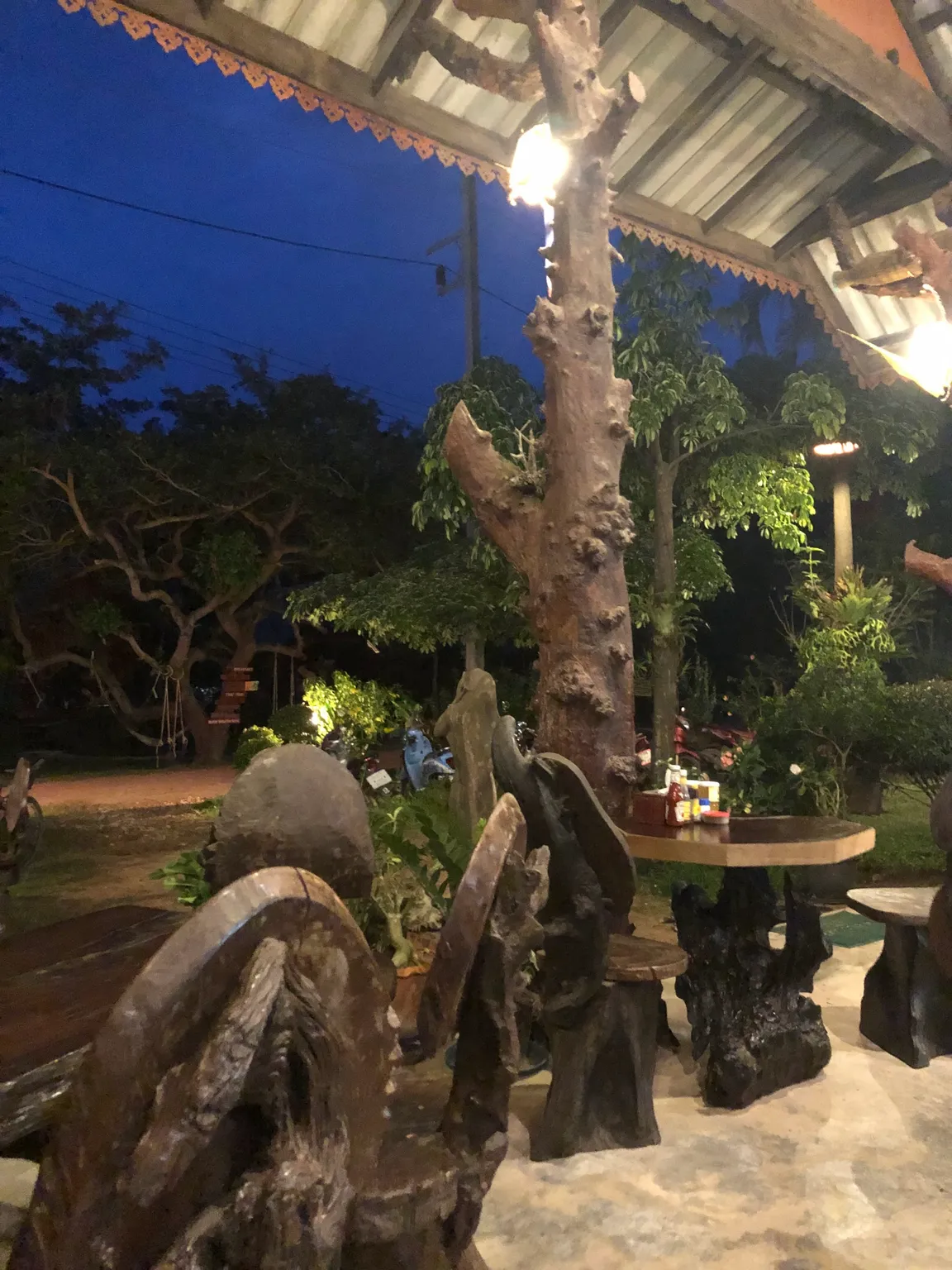 Friendly Restaurant