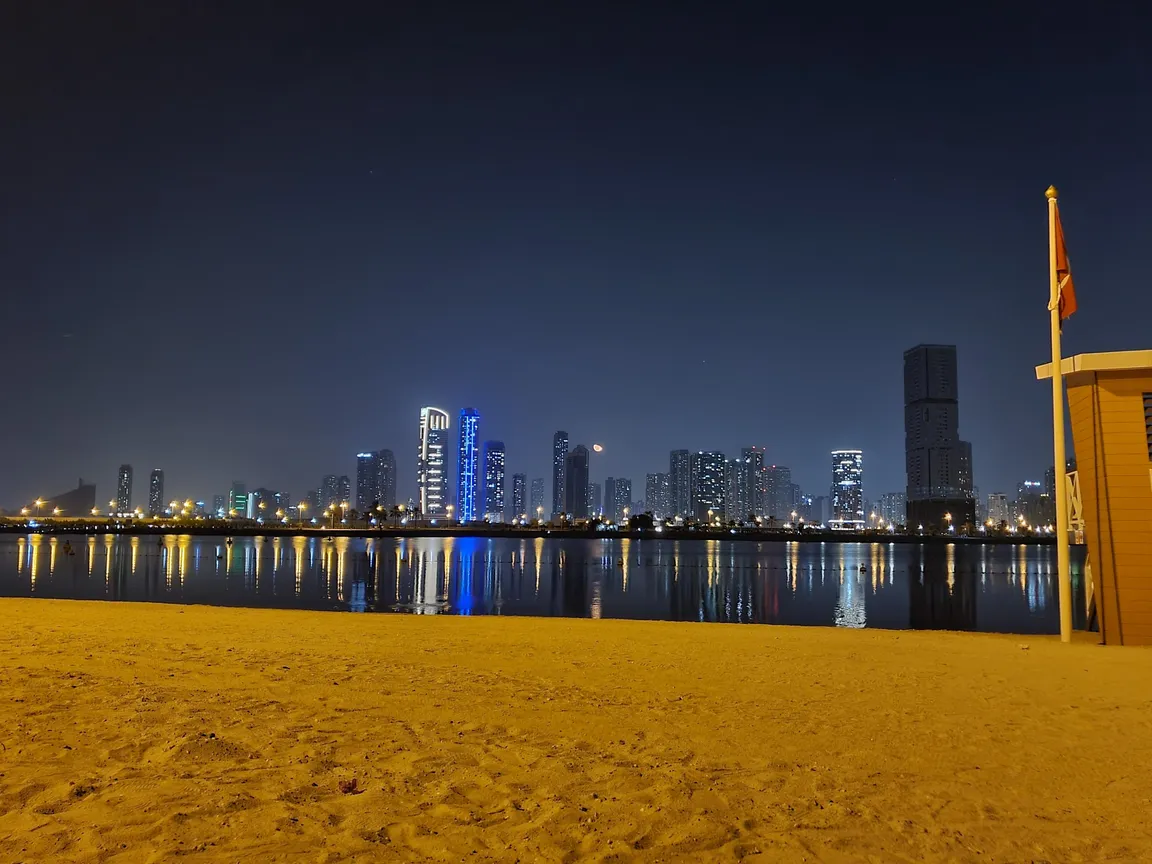 Al Mamzar Beach Walk.
