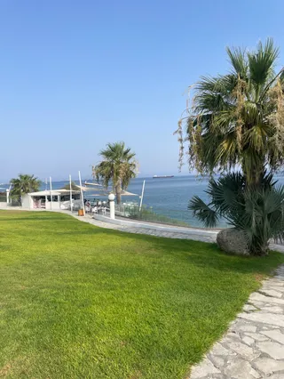 Governor's Beach - Blue Flag