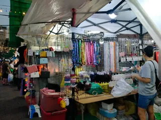 Pratunam Market