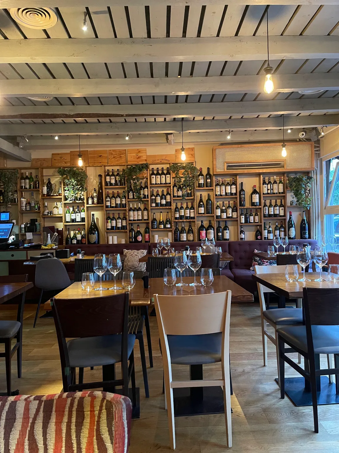TASTING ROOM by Ethic Wine