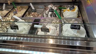 Tralalala Cafe