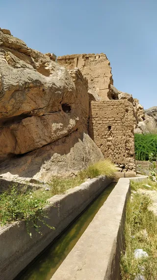 Tanuf Castle Ruins | أطلال حصن تنوف