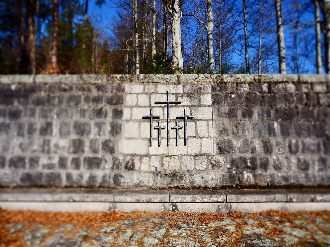 Ehrenmal