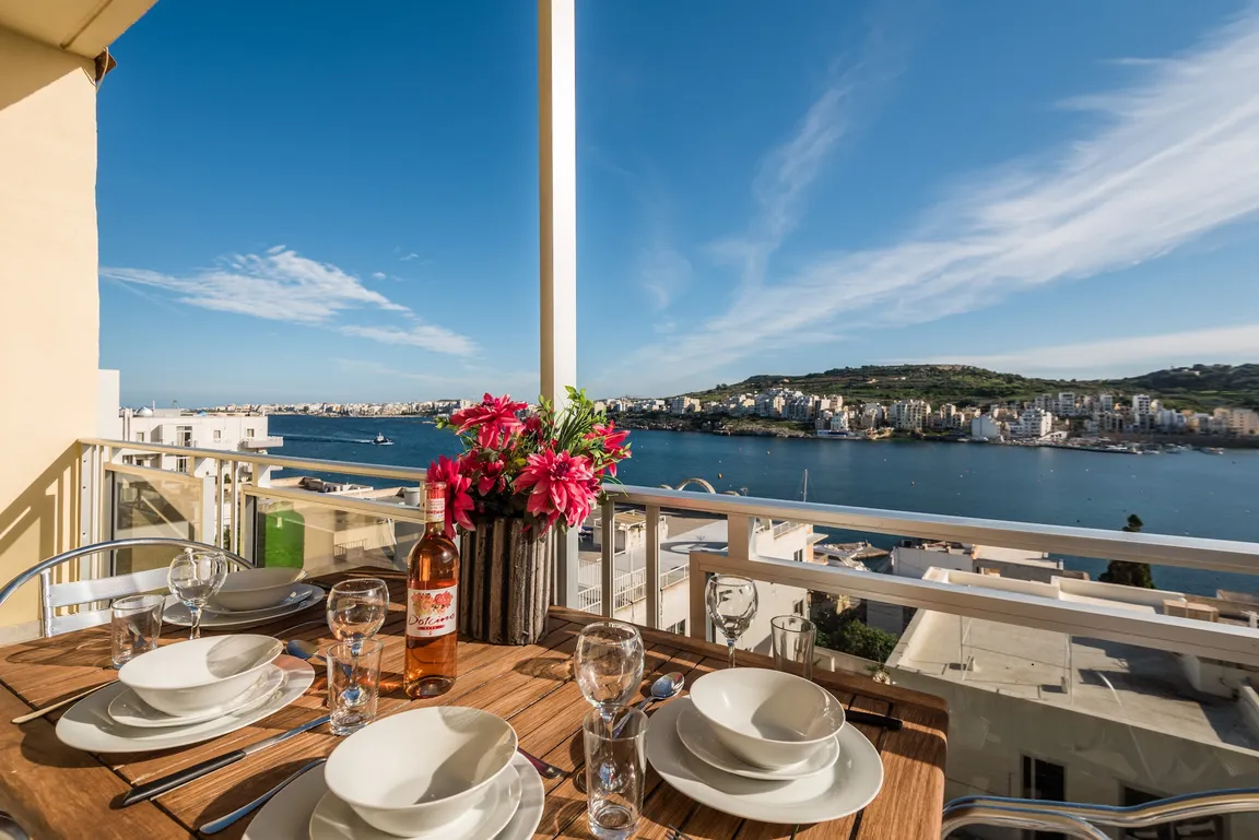 GetawaysMalta - Holiday Self-Catering Apartments - Office and Stores