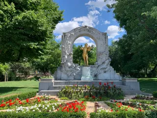 Johann Strauss monument