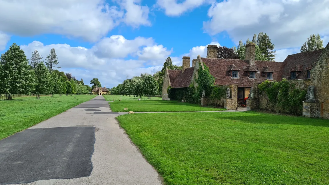 National Trust - Barrington Court