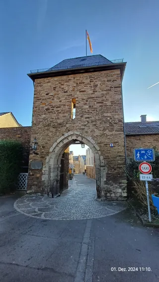 Adenbach Gate