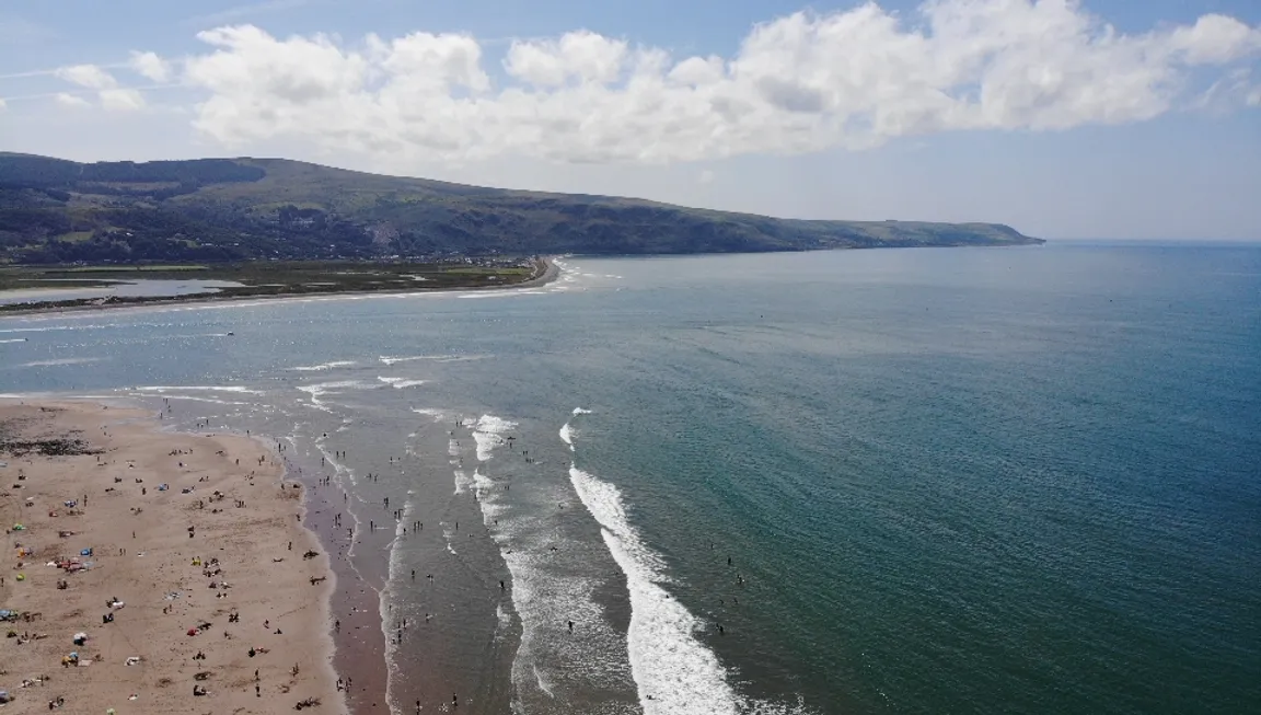 Traeth Abermaw Beach