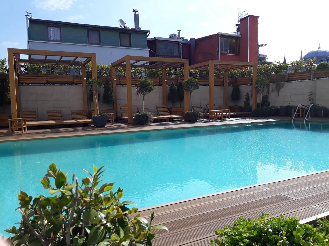 Sura Design Hotel & Suites