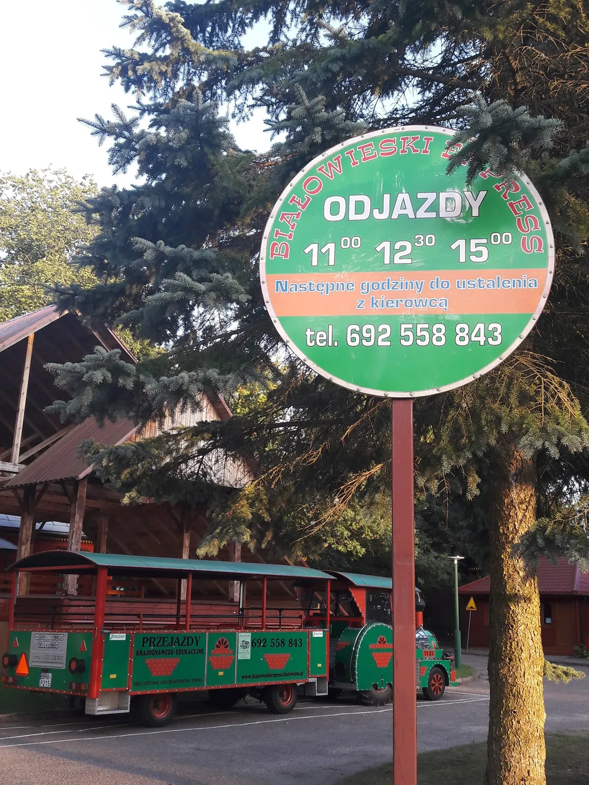 Kolejka "Białowieski Express"