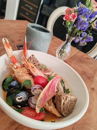 GIARDIN Food & Art Oasis