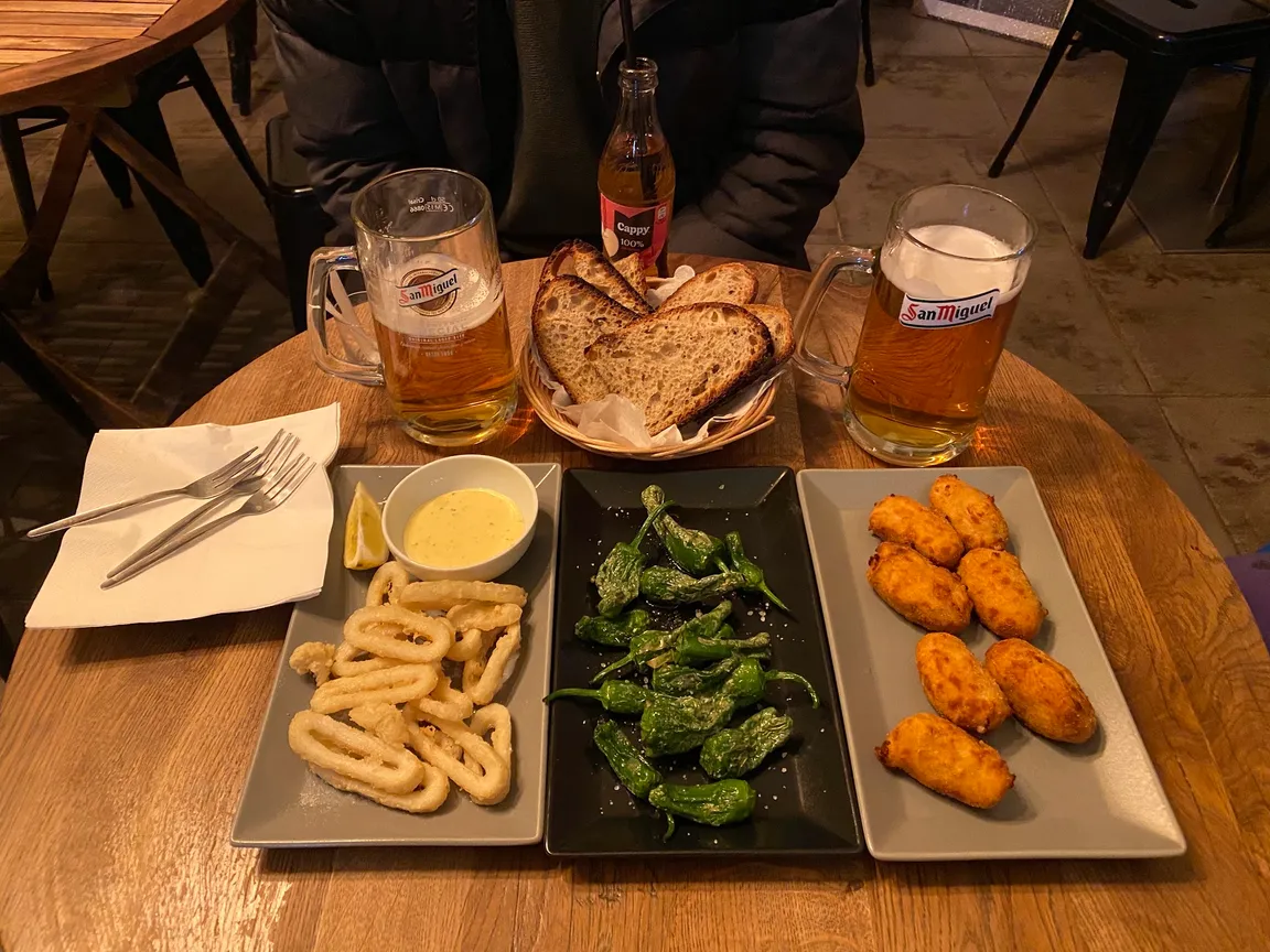Pika Pika tapas bar y vino
