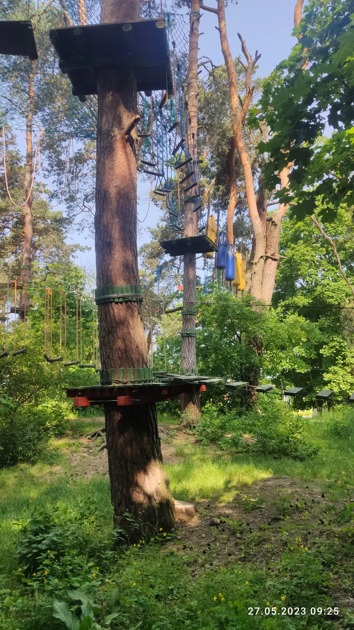 Park Linowy Nad Zalewem Zemborzyckim