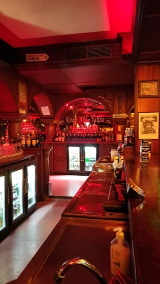 The Dubliner Live Music Lounge