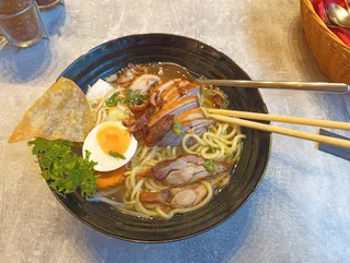 NOODLE STREET - THAI STREET FOOD