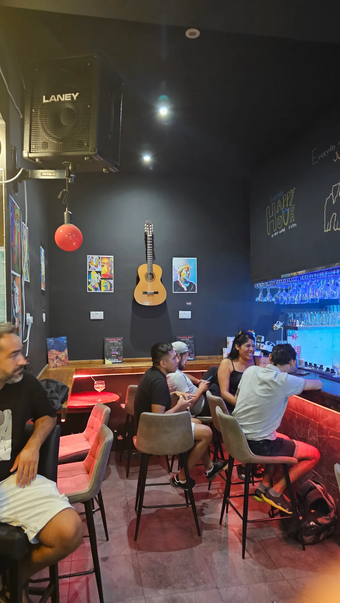 White Horse Bar