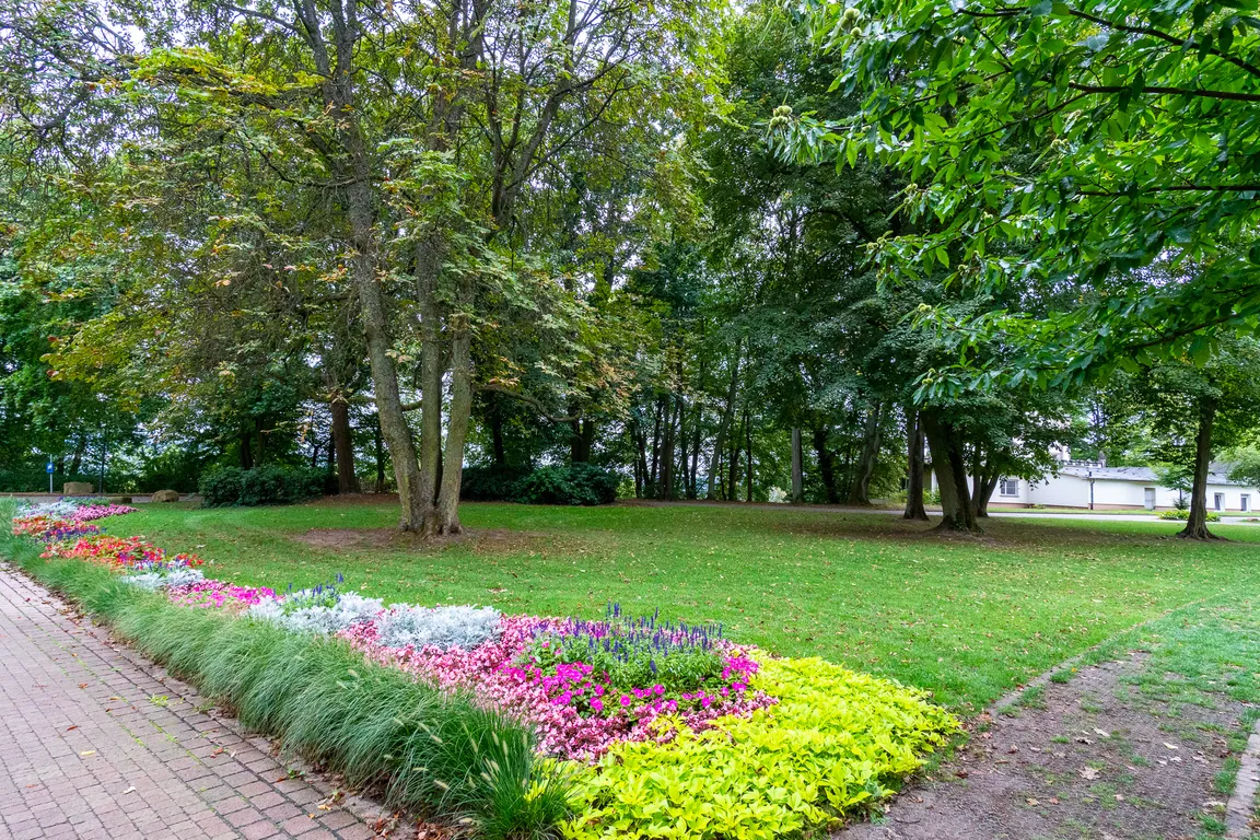Schloss Park