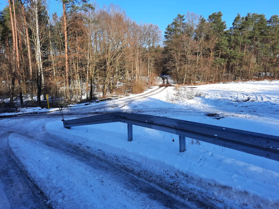 Obelisk - szlak papieski Słupią