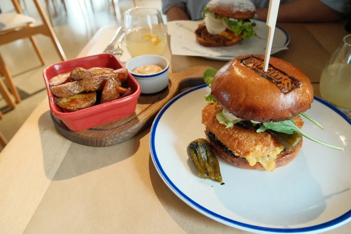 Restauracja Toruń - Monka - LUNCH & RESTO -