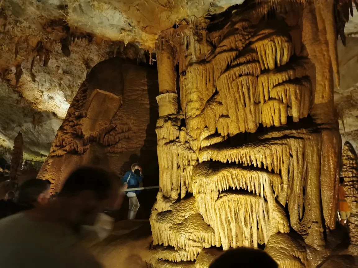Pozalagua Cuevas