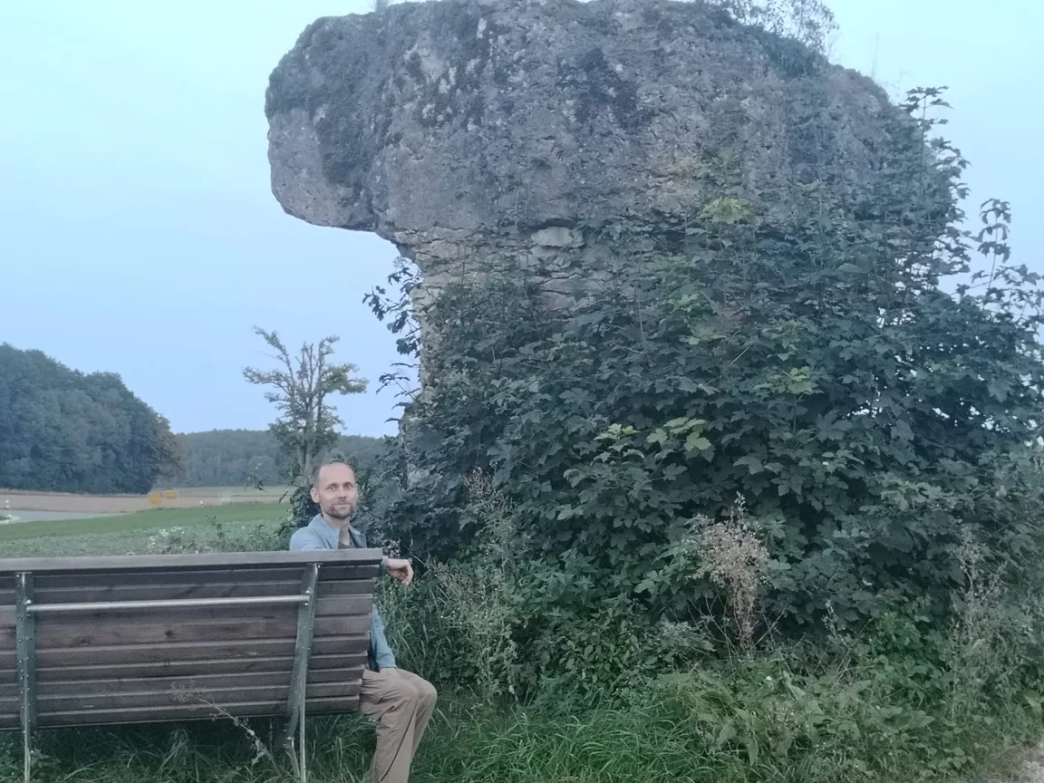Naturdenkmal Kachelstein bei Wohlmuthshüll
