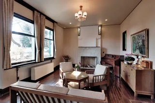 Ehrismann Residence