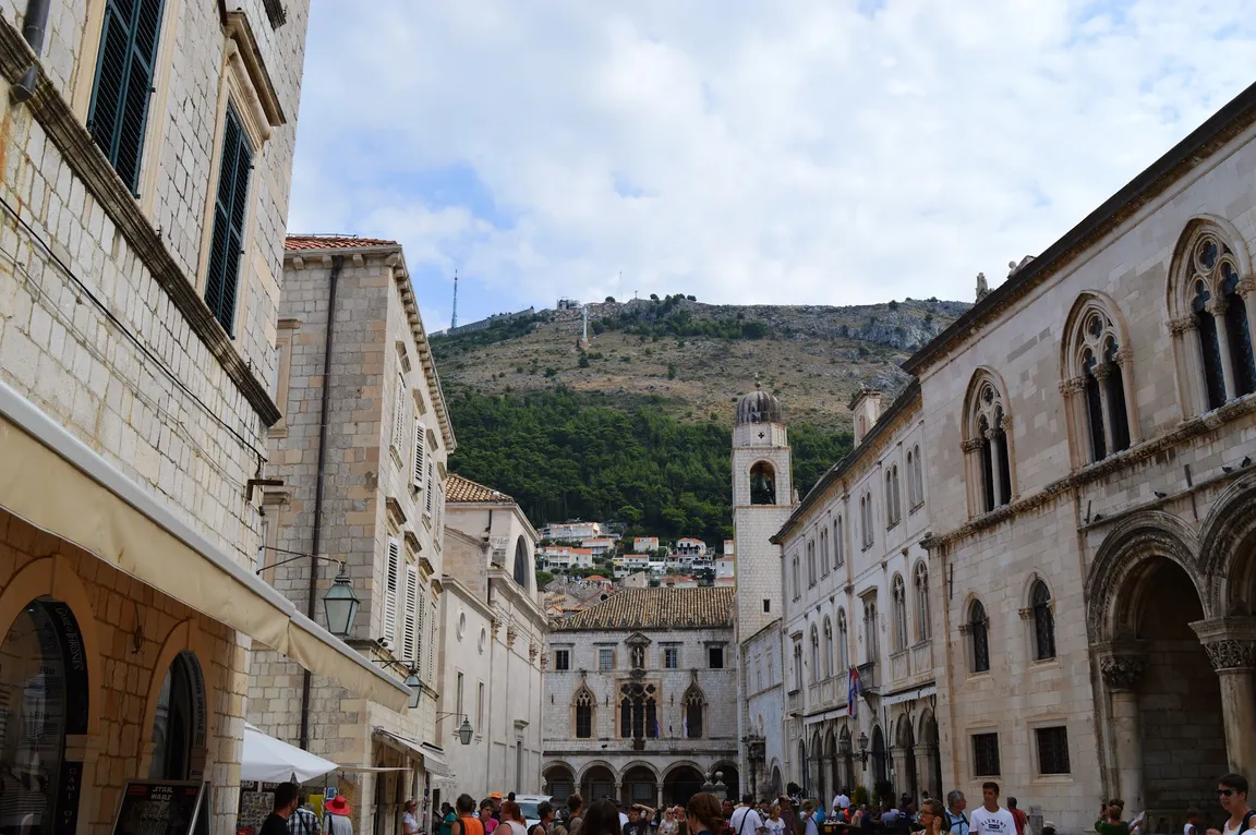 Spomen ploča, Hrvatsko kraljevstvo