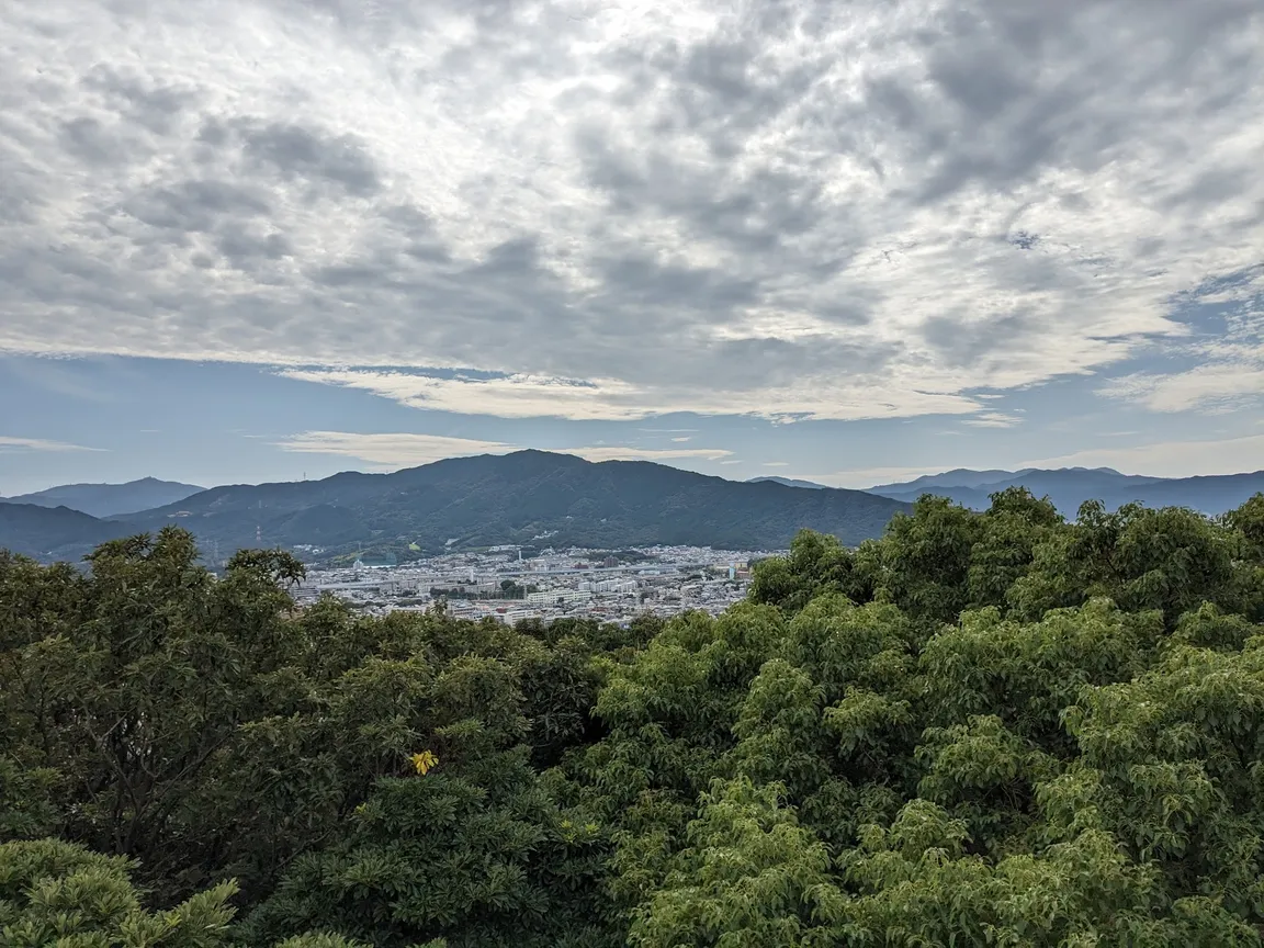 鴻巣山遊歩道