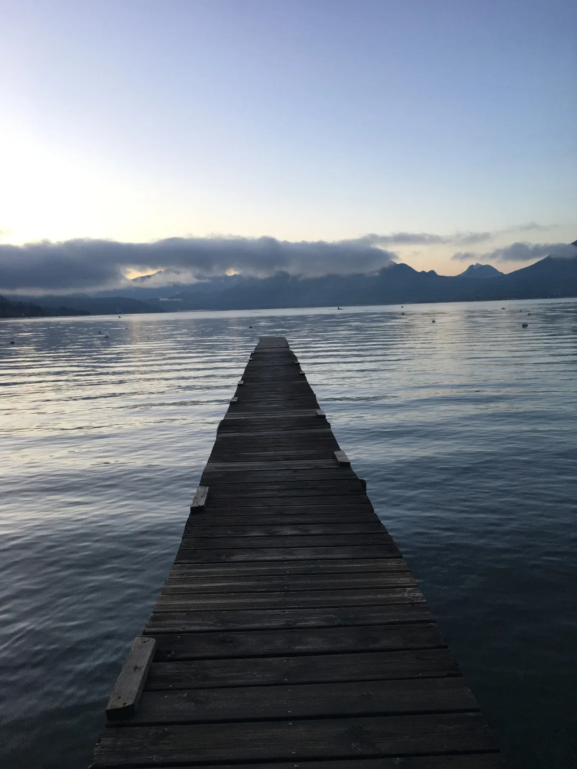 Ponton shooting photo