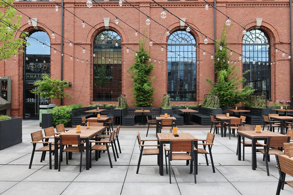Food Hall Elektrownia Powiśle