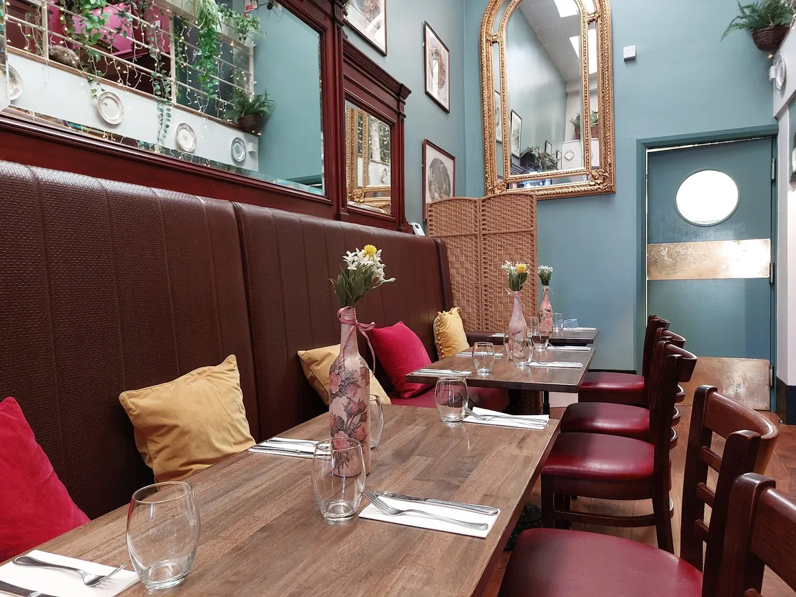 Holohan's Pantry & The Spanish Earl