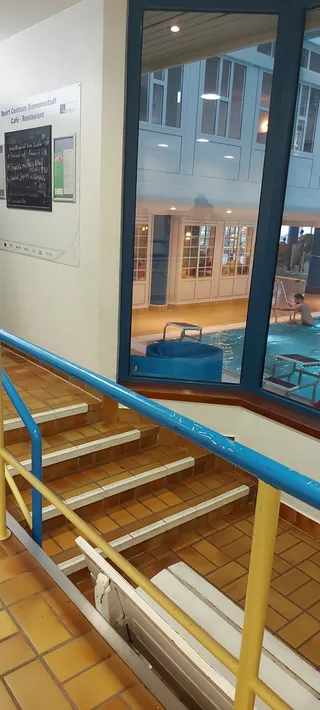 Schwimmbad im Sport Centrum Siemensstadt
