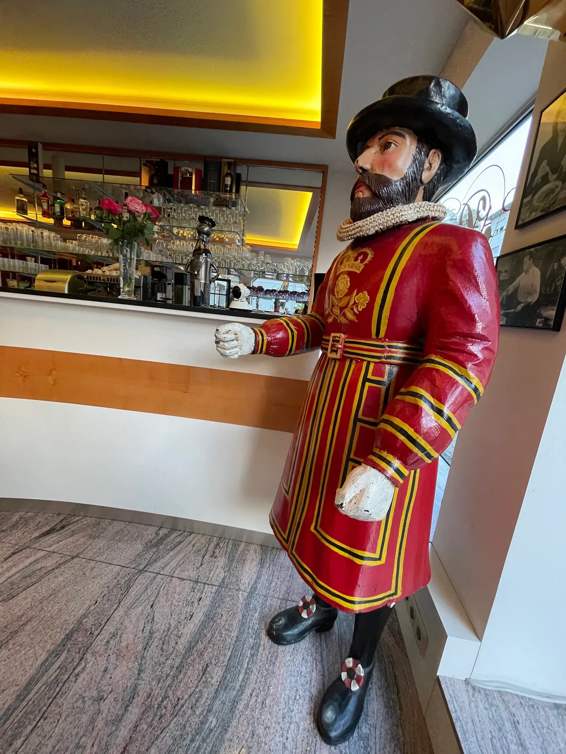 Vinothek-Trattoria Pavia