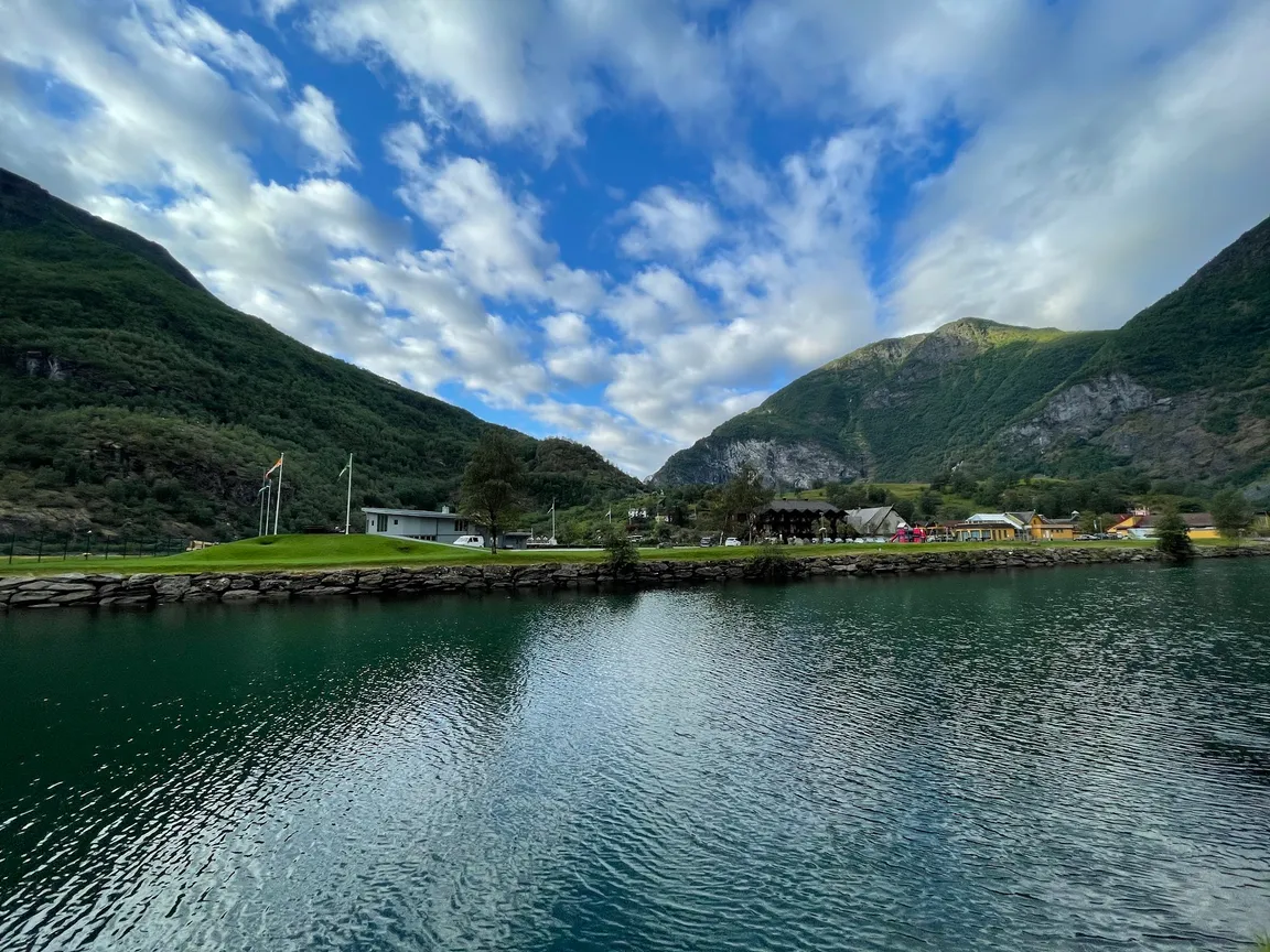 Flåm Beach
