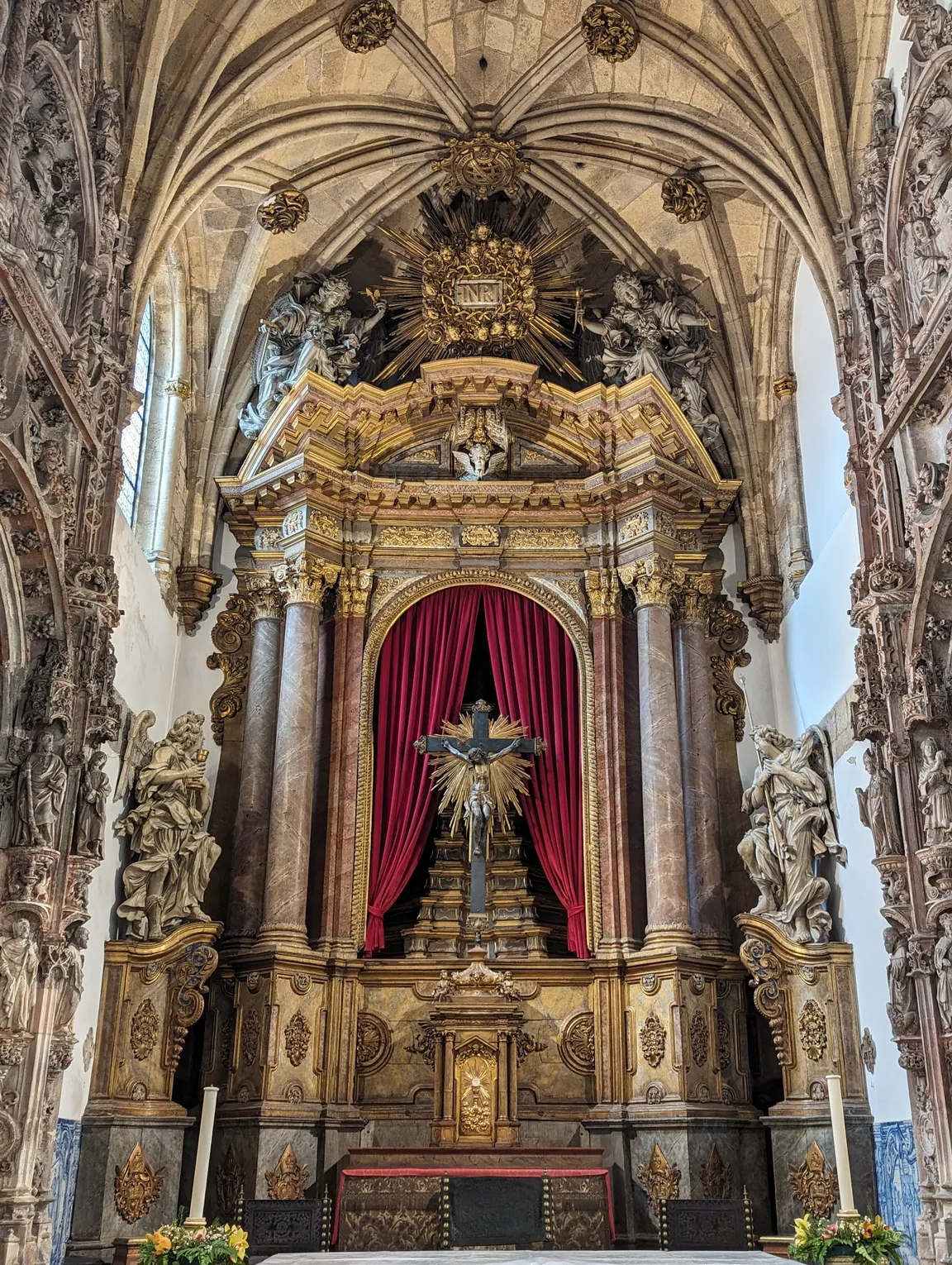 Santa Cruz Church