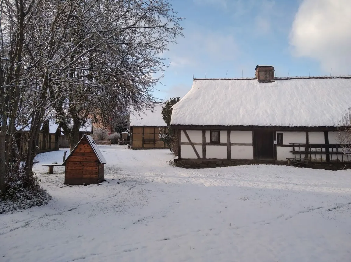 Muzeum Ziemi Puckiej im. Floriana Ceynowy- Skansen "Zagroda Gburska i Rybacka w Nadolu"