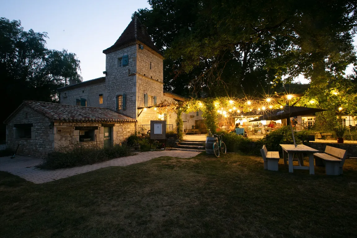 Camping Arcades