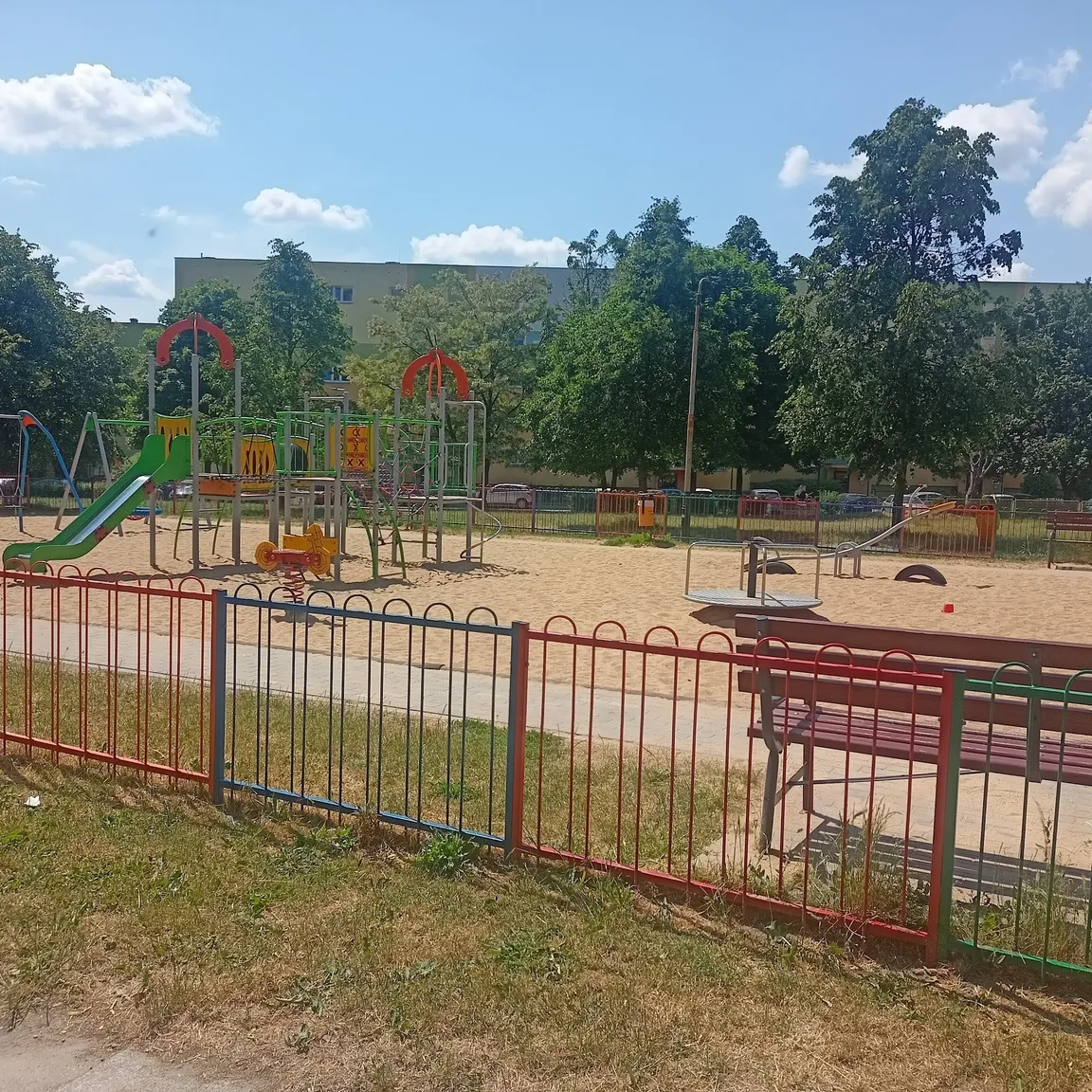 Plac Zabaw im. Papy Smerfa