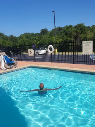 Holiday Inn Express & Suites Milledgeville by IHG