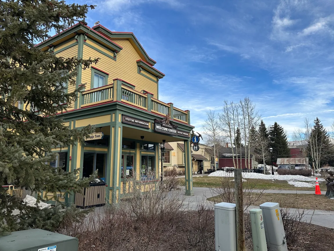 Breckenridge Welcome Center