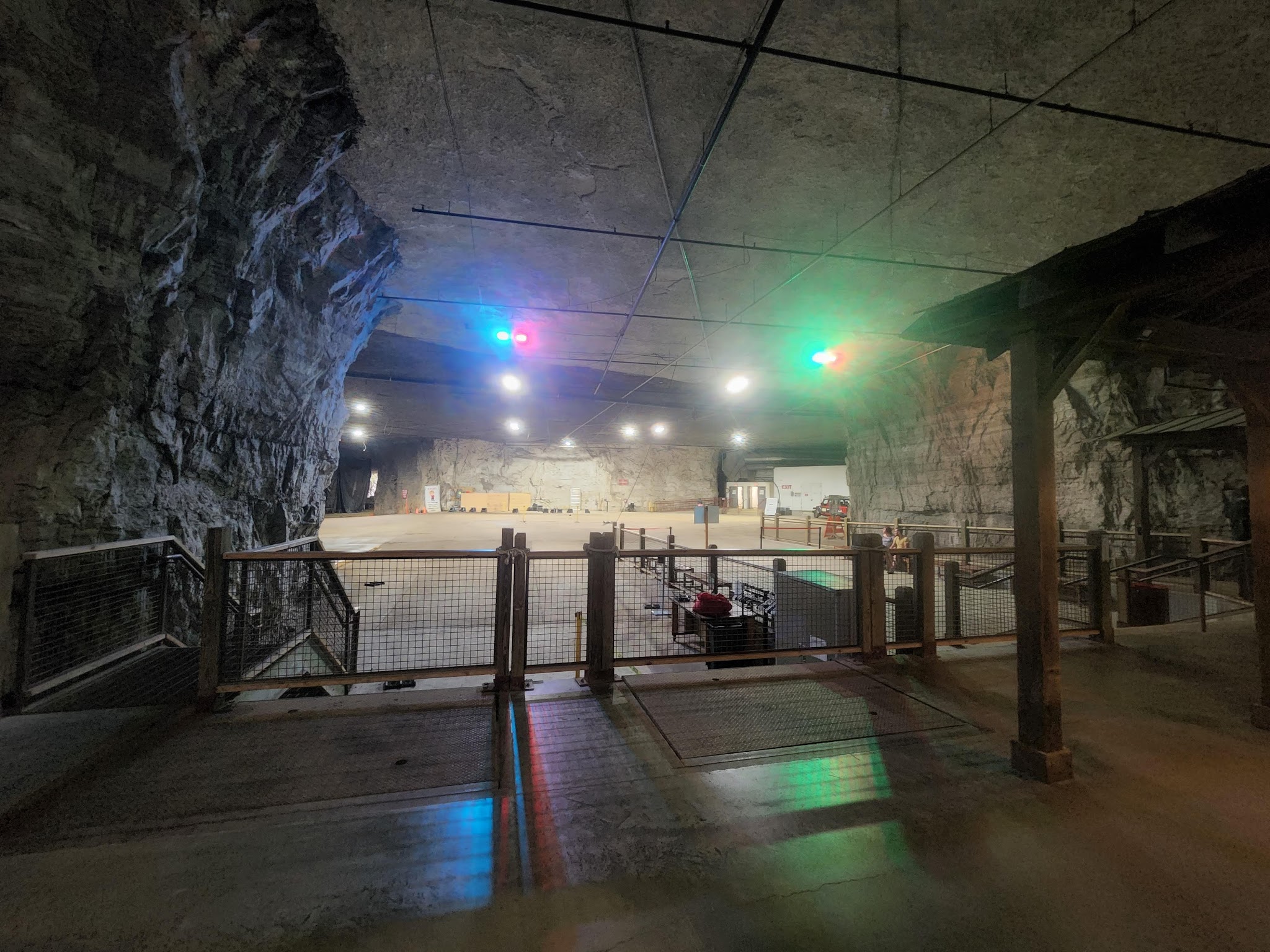 Louisville Mega Cavern | Hopsa
